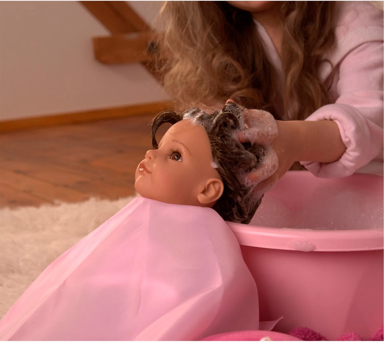 Götz 1159451 Hannah Beim Ballett Puppe - 50 Cm Große Ballerina Stehpuppe Mit Schwarzen Langen Haaren Und Braunen Augen - 15-teiliges Set 5 Götz 1159451 Hannah Beim Ballett Puppe - 50 Cm Große Ballerina Stehpuppe Mit Schwarzen Langen Haaren Und Braunen Augen - 15-teiliges Set – Bild 5