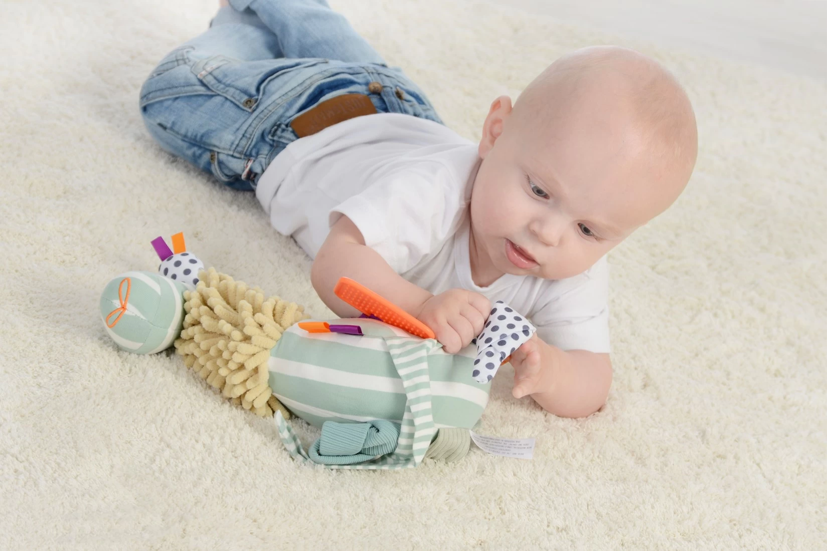 Dolce Primo Aktivitätsspielzeug Lama Lucy - 39 Cm 5 Dolce Primo Aktivitätsspielzeug Lama Lucy - 39 Cm – Bild 5