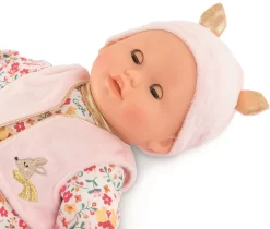 Corolle 9000100500 - Mon Premier Poupon Calin Marguerite Winter, Weichkörperpuppe Im Festlichen Winteroutfit, Namensetikett, Vanilleduft, 30cm, Für Kinder Ab 18 Monaten Geeignet 5 Corolle 9000100500 - Mon Premier Poupon Calin Marguerite Winter, Weichkörperpuppe Im Festlichen Winteroutfit, Namensetikett, Vanilleduft, 30cm, Für Kinder Ab 18 Monaten Geeignet -Spielzeug Puzzle Geschäft corolle 9000100500 mon premier poupon calin marguerite winter weichkoerperpuppe im festlichen winteroutfit namensetikett vanilleduft 30cm fuer kinder ab 18 monat 1