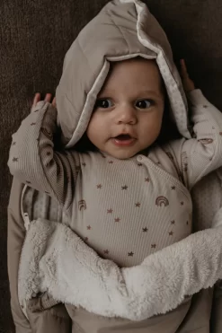 Snoozebaby Bodysuit Bio-Baumwolle Milky Rust Regenbogen - Größe 50-56 7 Snoozebaby Bodysuit Bio-Baumwolle Milky Rust Regenbogen - Größe 50-56 -Spielzeug Puzzle Geschäft snoozebaby organic romper rainbow girl 50 56 milky rust rainbow