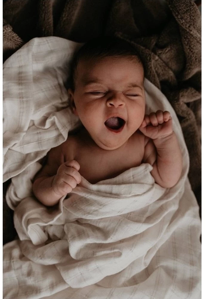 Snoozebaby Swaddle Krippe Milky Rust - 80x80 Cm 2 Snoozebaby Swaddle Krippe Milky Rust - 80x80 Cm – Bild 2